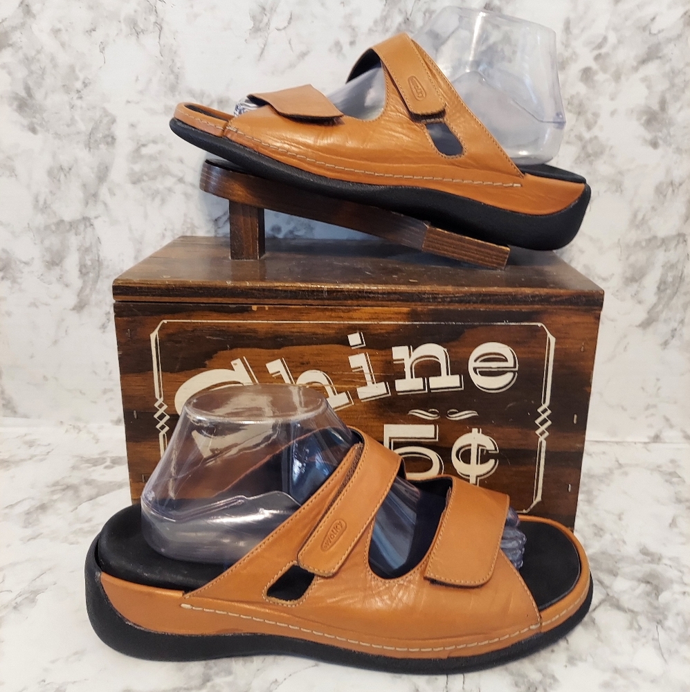 Pre-owned wolky leather sandals